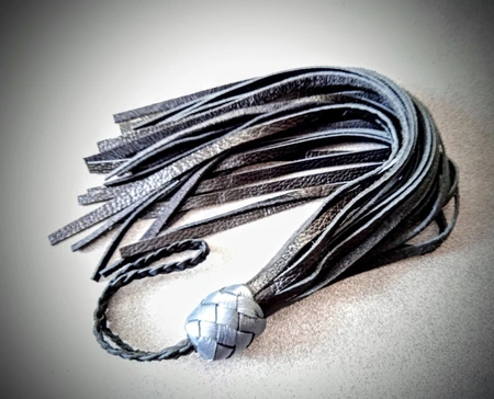 Pletka: Flogger kisteva