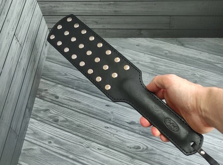 Šamar od prave kože (BDSM)