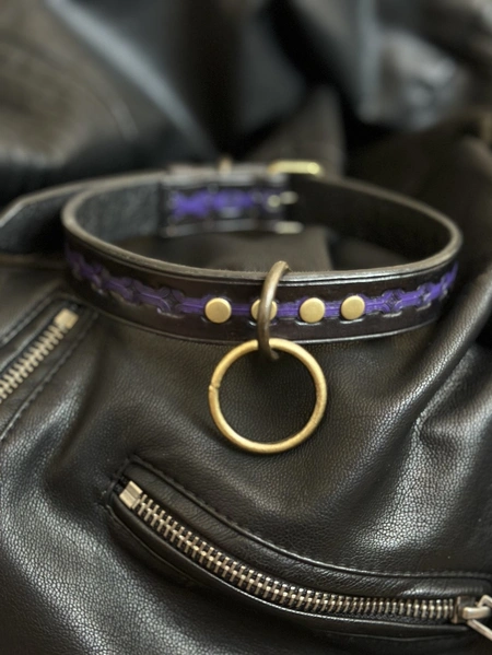 BDSM ogrlica od prave reljefne kože