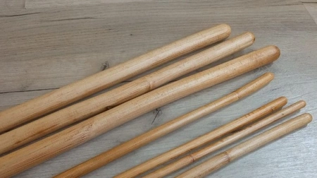 BDSM šipka od ratana. Prečnik 2 cm - 2,8 cm