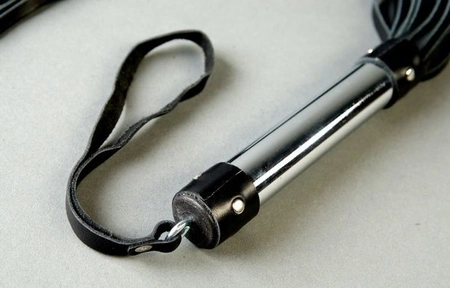 BDSM pletenica floger sa metalnom ručkom (Šifra: p19)