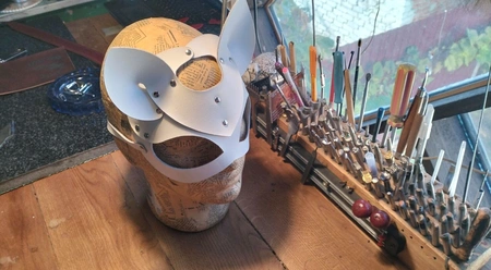 Mačka maska od prave kože