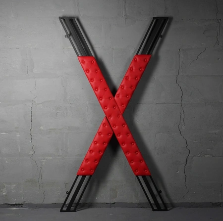 BDSM-krst Vall / BDSM-nameštaj