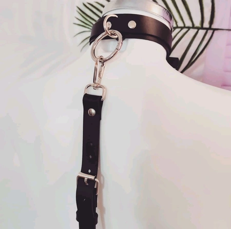 Okovratnik i lisice, kožne, sa poklon za montažu na 14. februar ženi