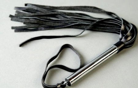Pletenica BDSM flogger od kože (Šifra: p196)