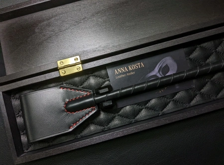 BDSM poklon set stack u drvenom kućištu