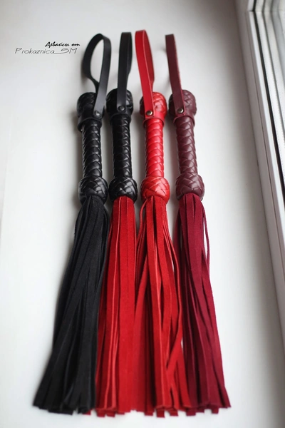 Flogger intimni iz velura