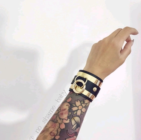 Ogrlica i lisice kožno ogledalo srebro / zlato za zabavu