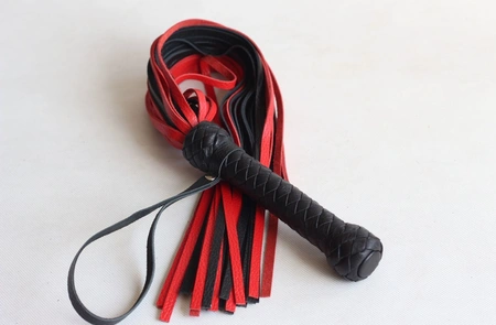 Pleteni floger crveno-crni 40 repova od 50 cm