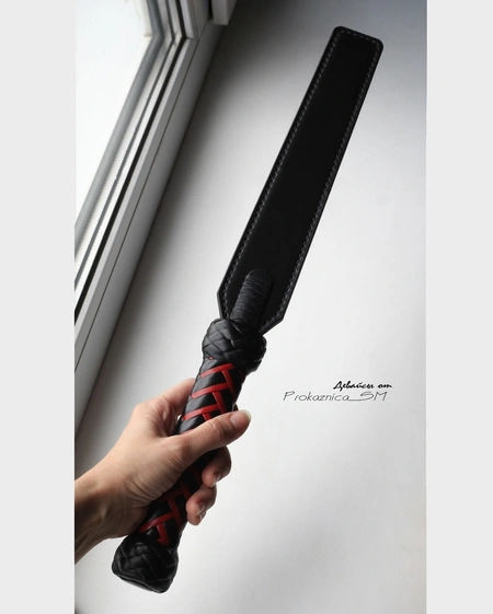 Šlepalka, padl, spanker bdsm