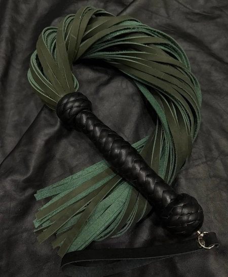 Pletka: Flogger Crazy Horse