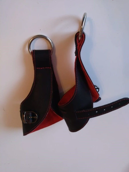 Lisice: za vešalicu Tref