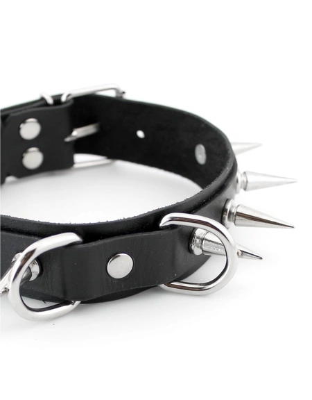 Bdsm ogrlica od kože sa dugim metalnim šiljcima