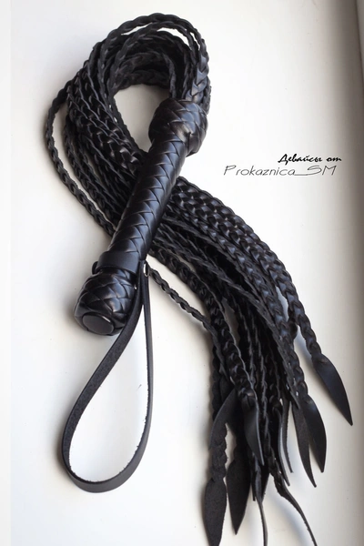 Pletenica: mačka, afrikanka