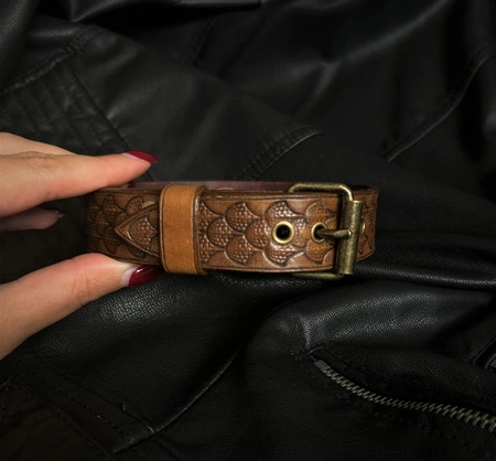 Čoker od reljefne kože