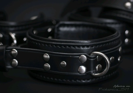 Komplet za naručivanje i ponoge BDSM