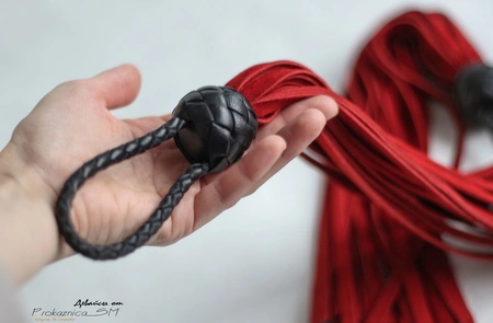 Pletka bdsm: kistevoй floger, intiman