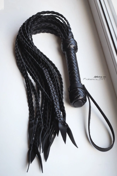 Pletenica: mačka, afrikanka