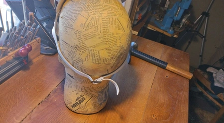 Mačka maska od prave kože