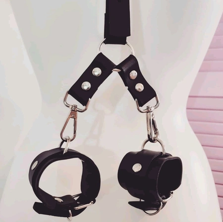 Okovratnik i lisice, kožne, sa poklon za montažu na 14. februar ženi