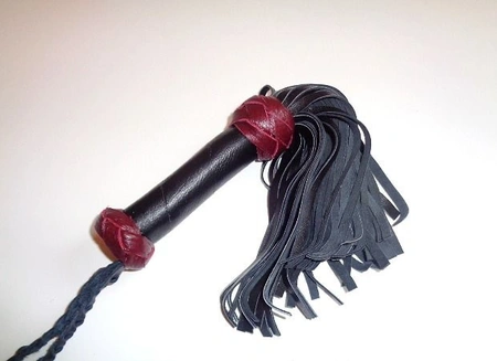 Pletka: Flogger genitalni Bordo