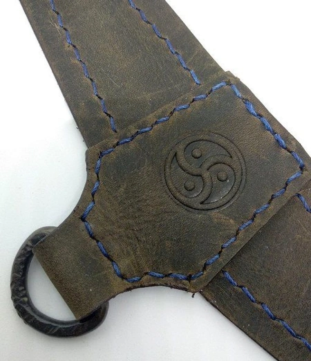 BDSM Triskel ogrlica (smeđa)