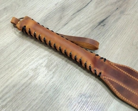 Pljeskavica BDSM spanker od kože