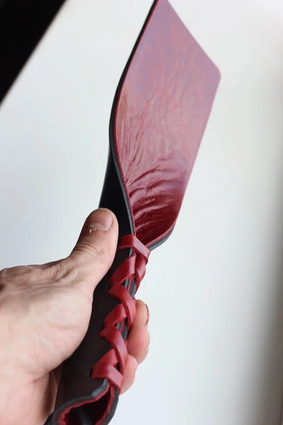 Bdsm šamar (padl, padl) koža