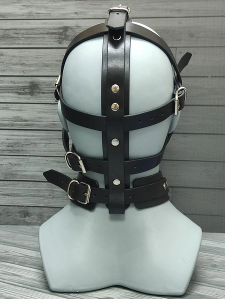 Kožna maska kinki (bdsm)