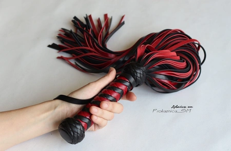 Pletka bdsm flogger 60 repova