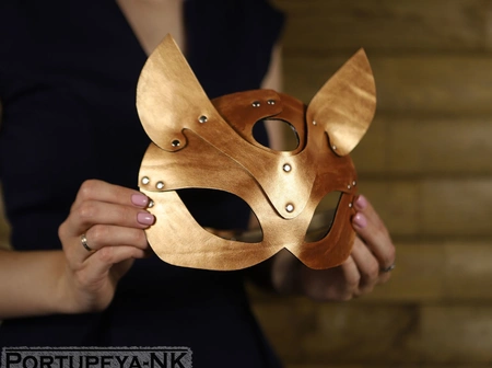 Kožna maska bronzana mačka