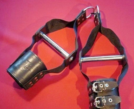 BDSM lisice od kože za vešanje (P220)