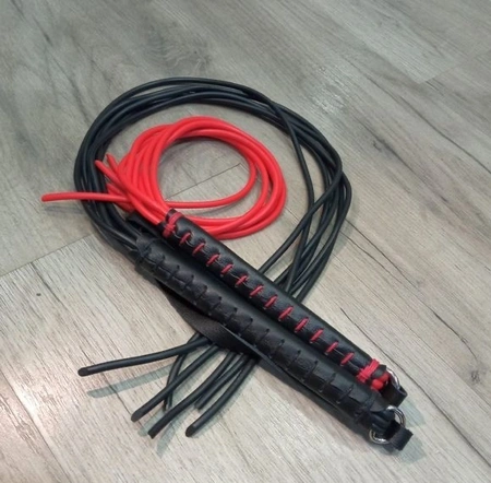 BDSM flogger od kože sa gumenim repovima