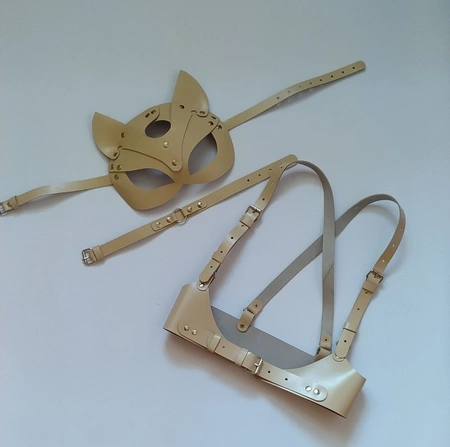 Dodatna oprema: bež komplet