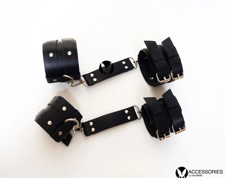 Lisice na rukama i nogama