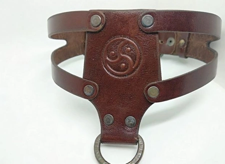 Triskel BDSM ogrlica (2 boje)