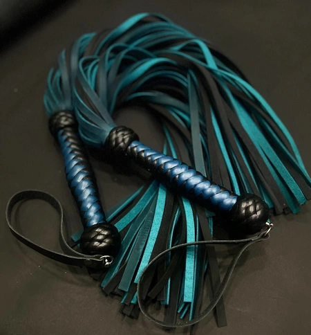 Pletka: Flogger Crazy Horse