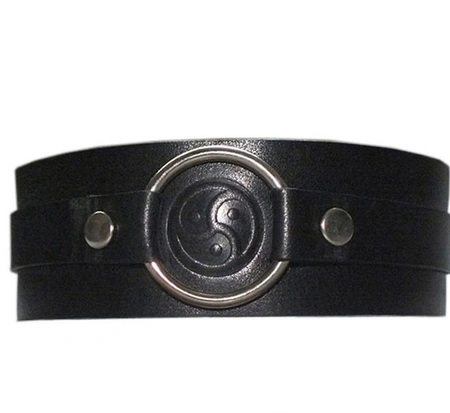 BDSM ogrlica sa prstenom Triskel (r2822)