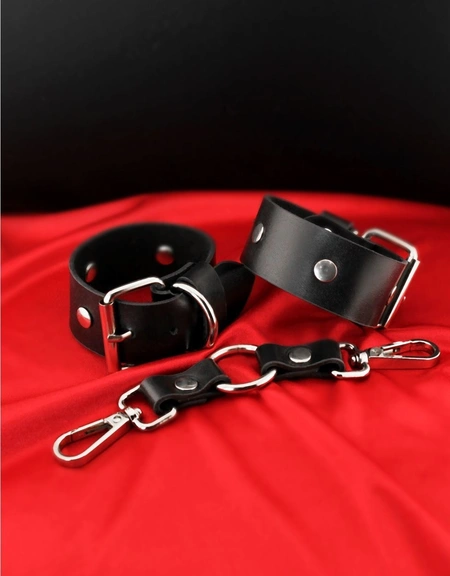 Kožne lisice za igre 18+