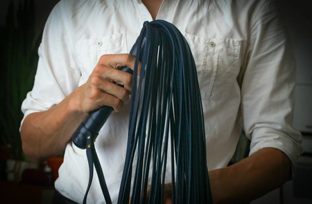 Flogger (pletenica) od prave kože (90 repova)