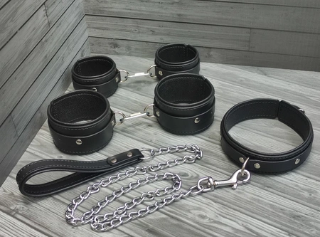 Lisice od prave kože (BDSM)