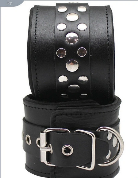 BDSM set klasika Crna (ogrlica, ponoji, narukvice)