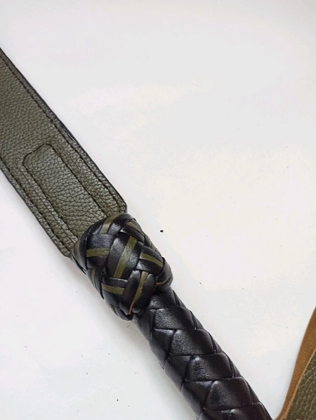 Bdsm pletenica / šamar od kože / kožna pletenica / Those bdsm