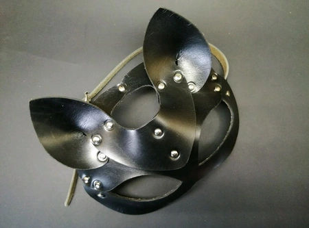 Mačka maska od prave kože