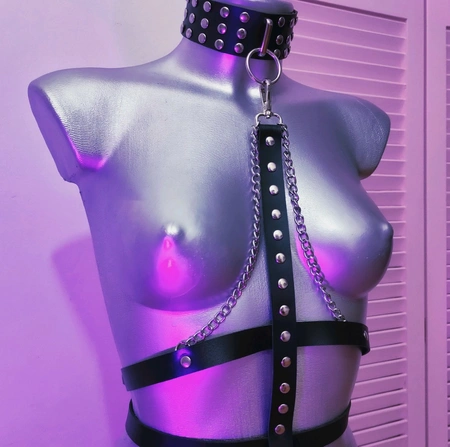 Portupea sa lancima na kinki žurku burningman, loshadka Parti