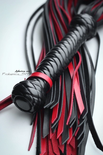 Pletka bdsm flogger 50 repova