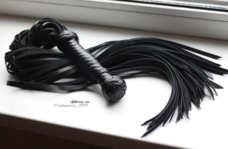 Flogger od kože 60 repova