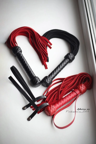 Flogger intimni iz velura