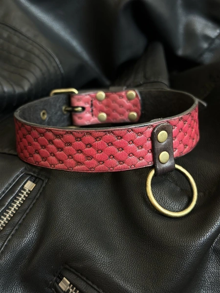 Choker: od prave reljefne kože