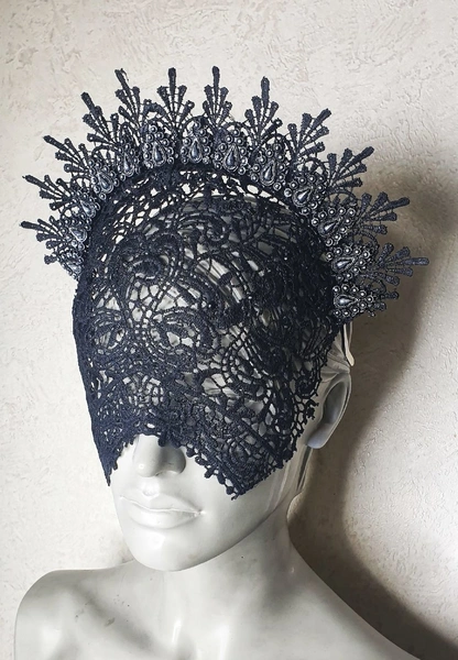 Crna maska od čipke